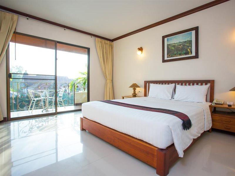 Baankhun Chiang Mai Hotel Exterior photo